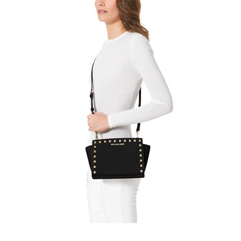 michael kors medium selma studded messenger black